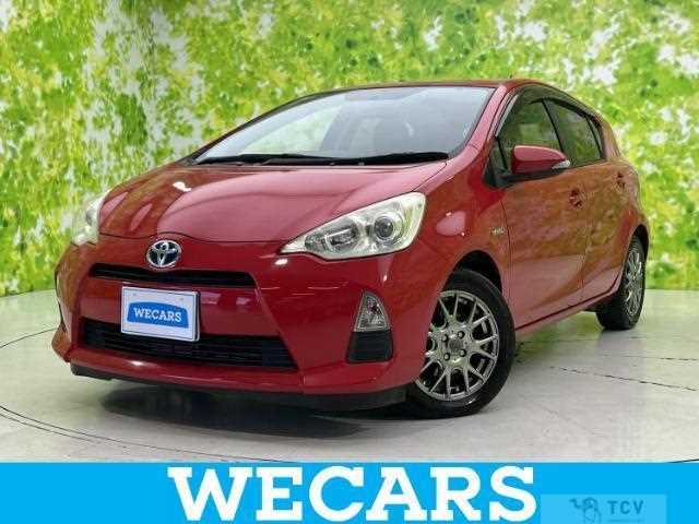 2013 Toyota AQUA