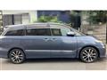 2013 Toyota Estima