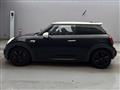 2017 BMW MINI