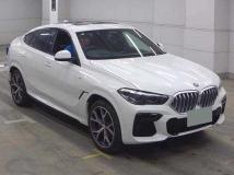 2022 BMW X6