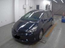 2016 Toyota PRIUS α
