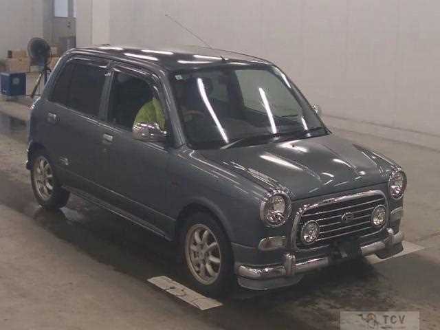 2003 Daihatsu Miragino