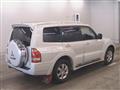 2005 Mitsubishi Pajero