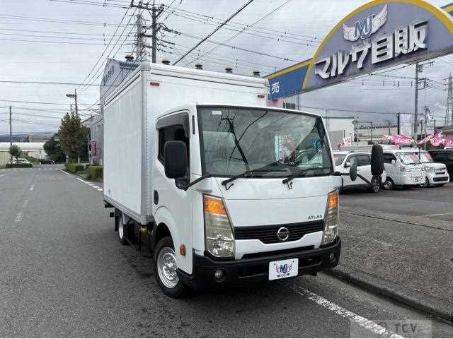 2013 Nissan Atlas