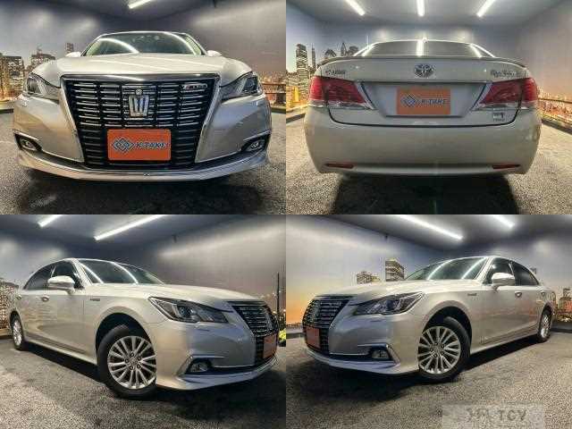 2017 Toyota Crown Hybrid