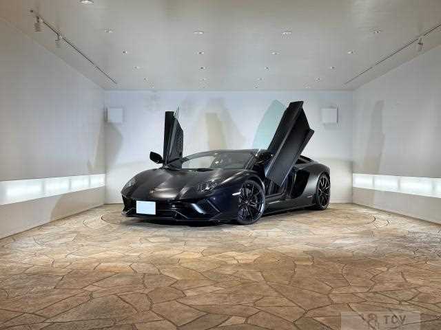 2021 Lamborghini Lamborghini Others