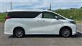 2018 Toyota Alphard Hybrid