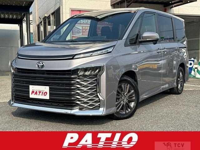 2023 Toyota Voxy