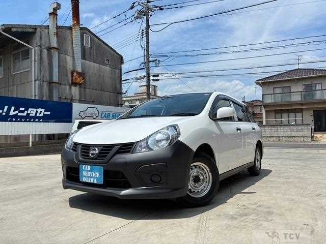 2021 Nissan AD