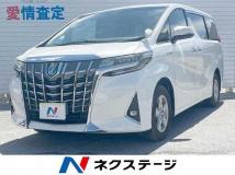 2018 Toyota Alphard Hybrid