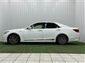 2013 Toyota Crown Hybrid