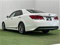 2013 Toyota Crown Hybrid