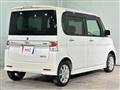 2011 Daihatsu Tanto