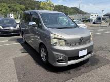 2013 Toyota Voxy