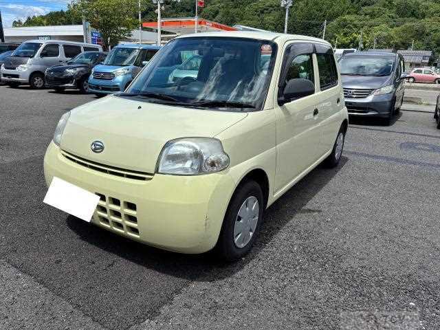 2010 Daihatsu Esse
