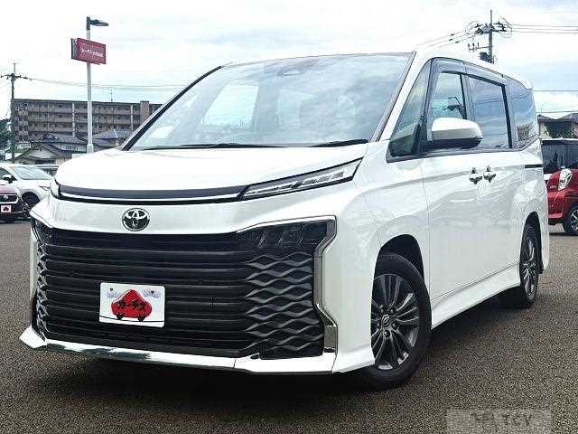 2024 Toyota Voxy