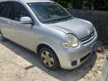 2011 Toyota Sienta