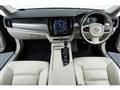 2017 Volvo V90