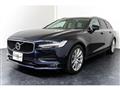 2017 Volvo V90