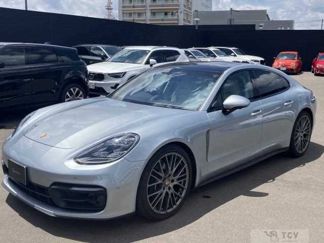 2022 Porsche Panamera