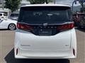 2023 Toyota Alphard Hybrid