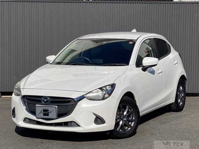 2017 Mazda Demio