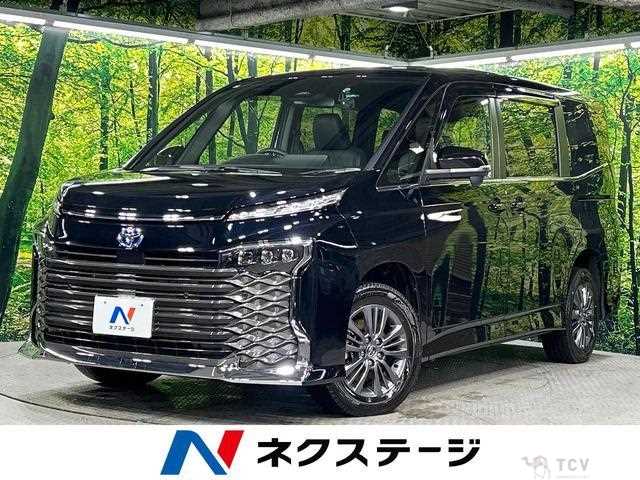2025 Toyota Voxy