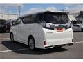 2015 Toyota Vellfire