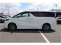 2020 Toyota Alphard Hybrid