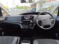 2015 Toyota Estima