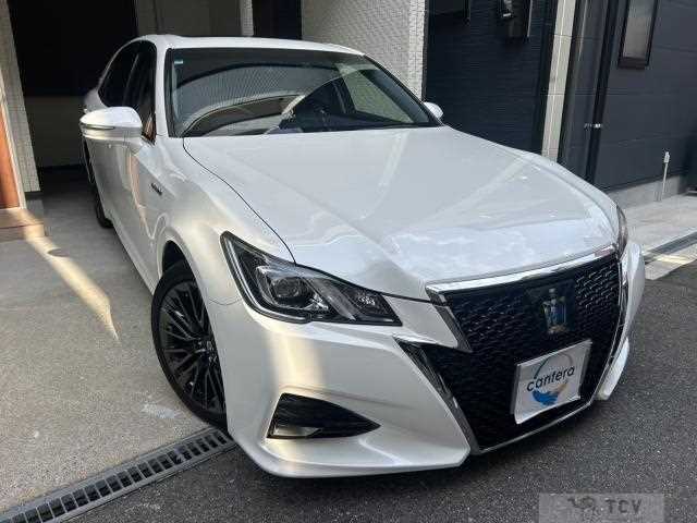 2017 Toyota Crown Hybrid
