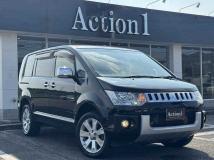 2016 Mitsubishi Delica D5