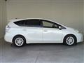 2013 Toyota PRIUS α