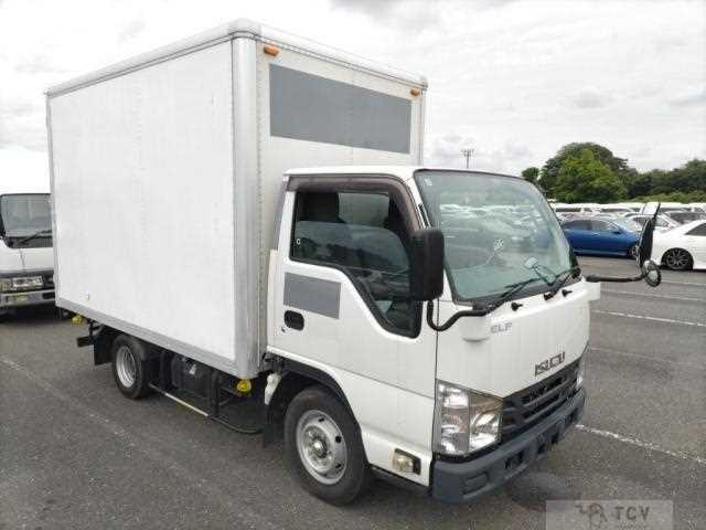 2017 Isuzu Elf Truck