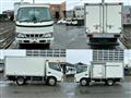 2004 Hino Dutro