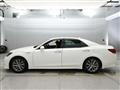 2017 Toyota Crown Hybrid