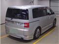2011 Mitsubishi Delica D5