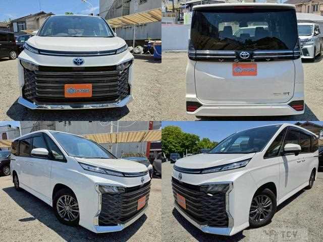 2022 Toyota Voxy