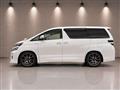 2013 Toyota Vellfire