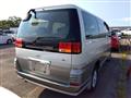 2001 Nissan Elgrand