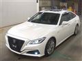 2019 Toyota Crown Hybrid