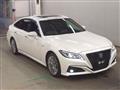 2019 Toyota Crown Hybrid