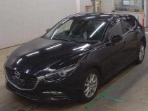 2017 Mazda Axela