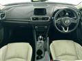 2017 Mazda Axela