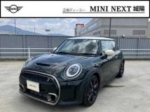 2022 BMW MINI