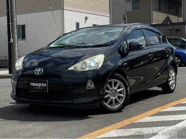 2013 Toyota AQUA