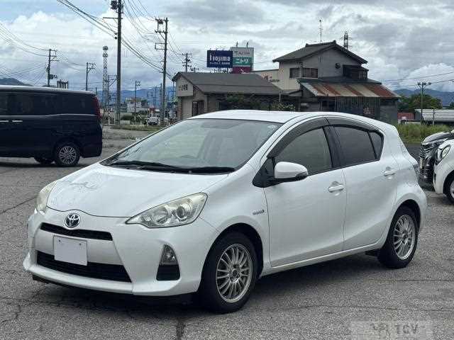 2013 Toyota AQUA