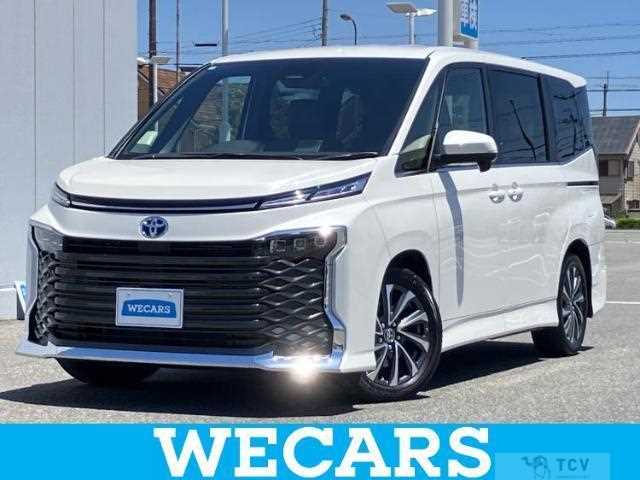 2025 Toyota Voxy