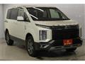 2020 Mitsubishi Delica D5