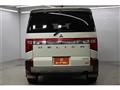 2020 Mitsubishi Delica D5